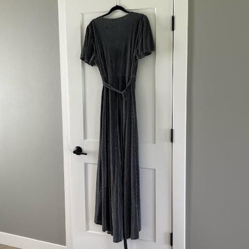 Baltic Born - Andi Ribbed Velvet Wrap Dress - Picture 2 of 3